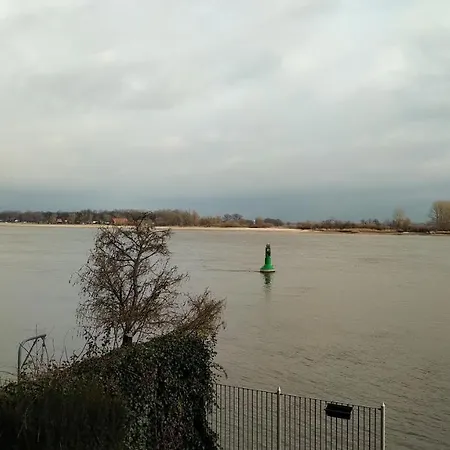 Ambiente * Brake (Wesermarsch)